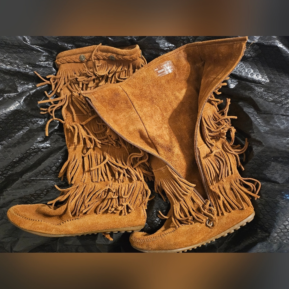 Minnetonka Brown Fringe Moccasin Boots